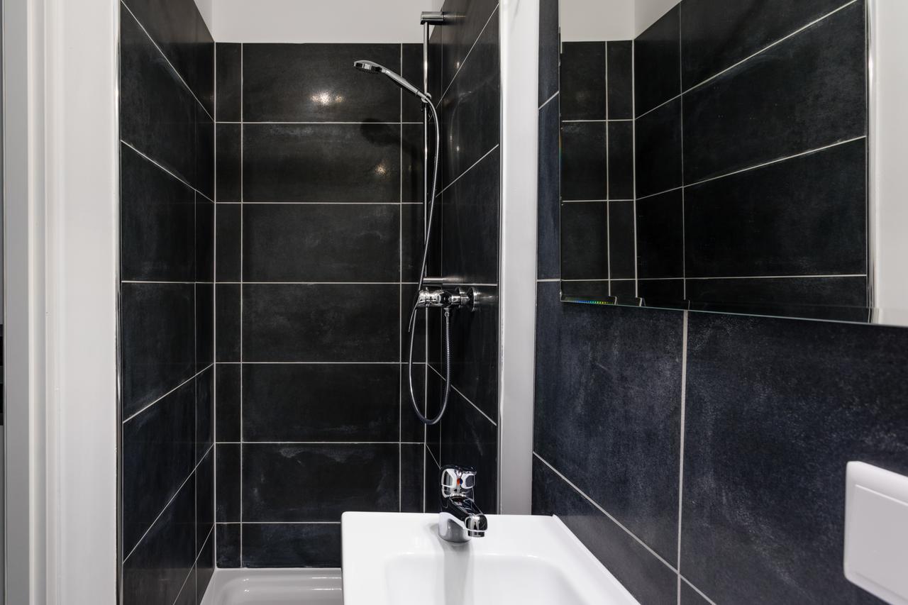 The Goethe Loft, 2 Bedroom Up To 5 People Berlin Bagian luar foto
